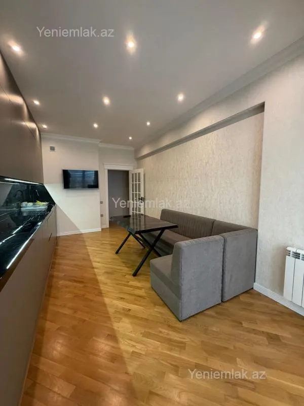 Satılır 2 otaqlı yeni tikili 110 m²
