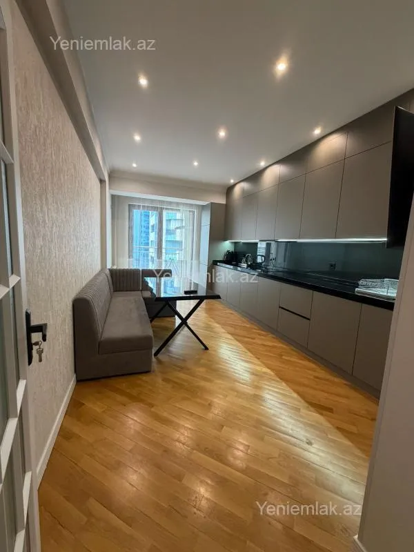 Satılır 2 otaqlı yeni tikili 110 m²
