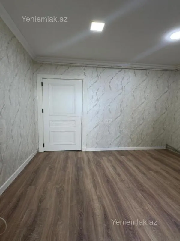 Satılır 2 otaqlı köhnə tikili 65 m²