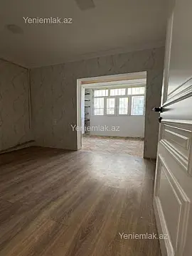 Satılır 2 otaqlı köhnə tikili 65 m²