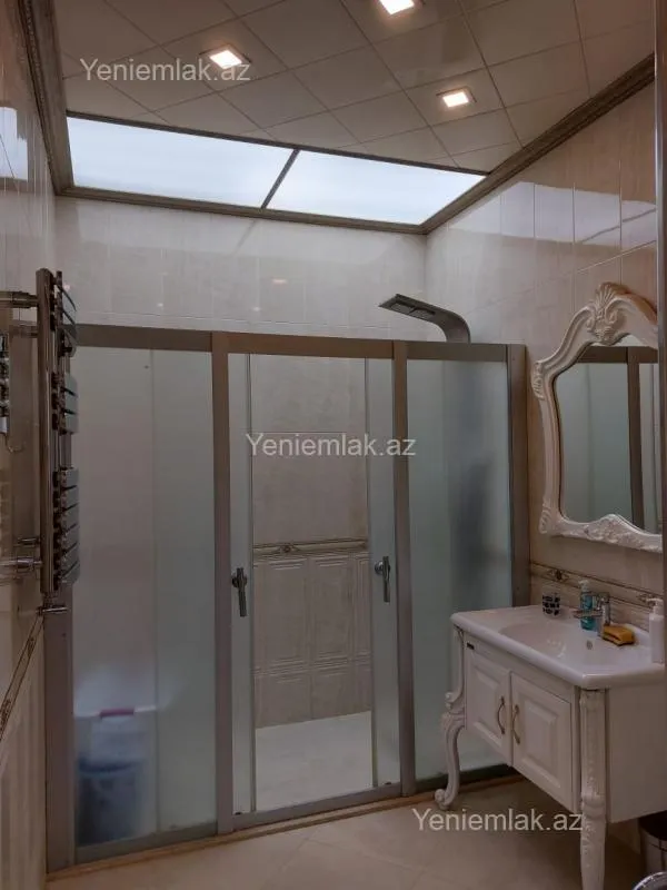 Satılır 2 otaqlı yeni tikili 84 m²