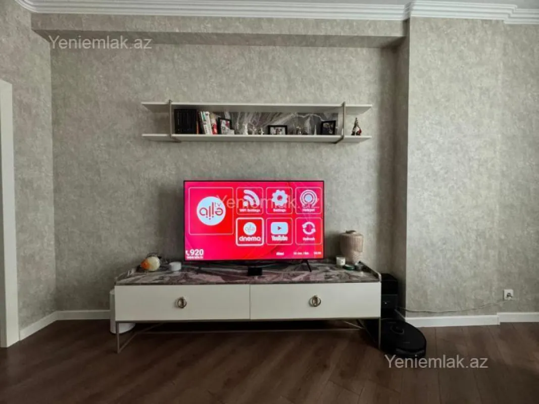 Satılır 3 otaqlı yeni tikili 115 m²