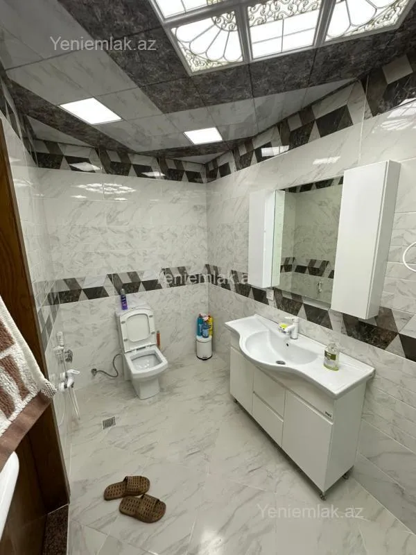 Satılır 4 otaqlı yeni tikili 172 m²