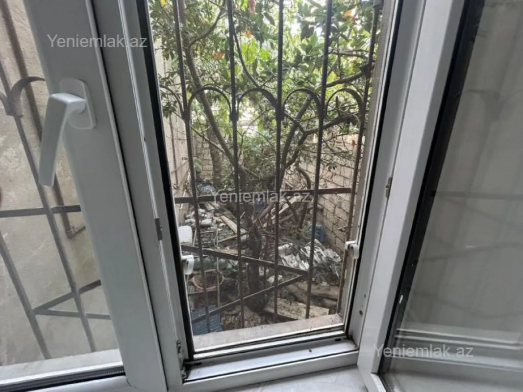 Satılır 5 otaqlı həyət evi 100 m²