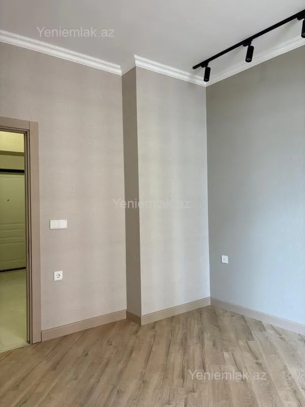 Satılır 2 otaqlı yeni tikili 61 m²