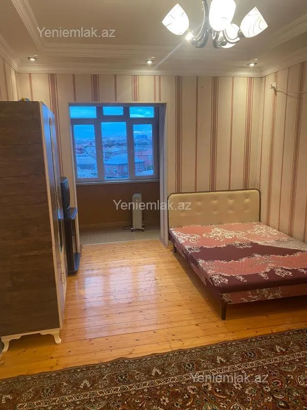 Satılır 1 otaqlı köhnə tikili 35 m²