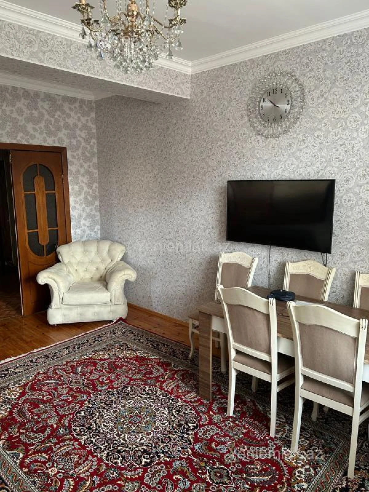 Satılır 2 otaqlı yeni tikili 75 m²