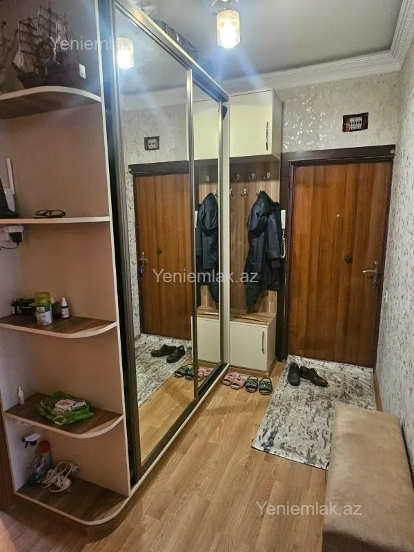 Satılır 3 otaqlı köhnə tikili 80 m²