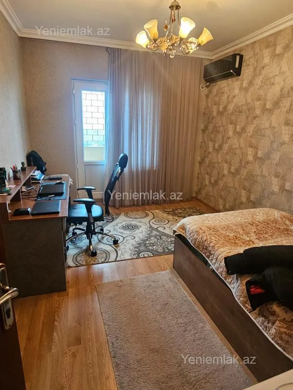 Satılır 3 otaqlı köhnə tikili 80 m²