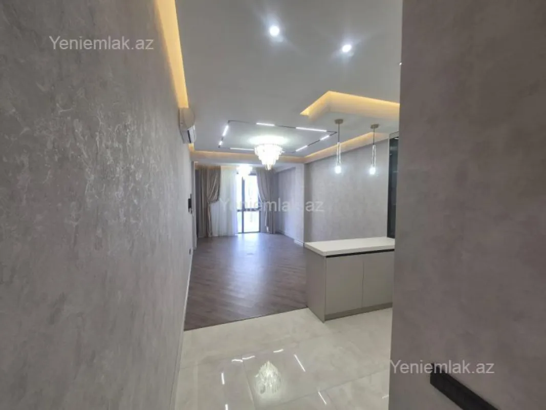 Satılır 2 otaqlı yeni tikili 70 m²