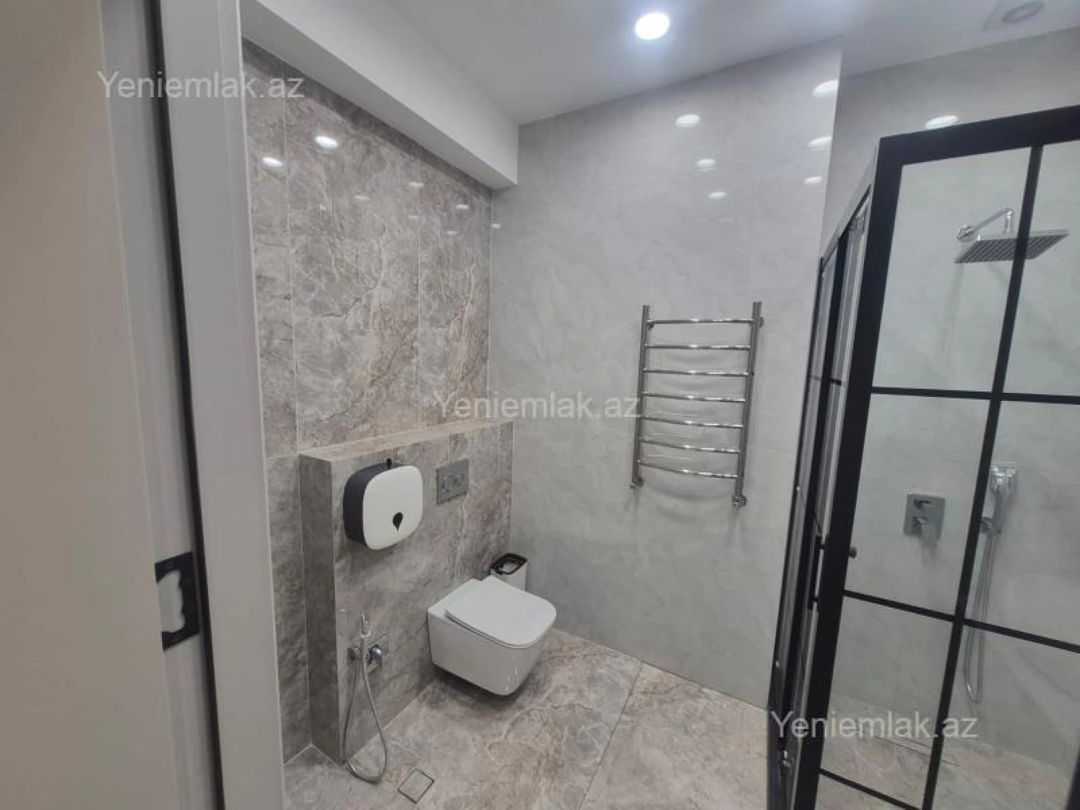 Satılır 2 otaqlı yeni tikili 70 m²