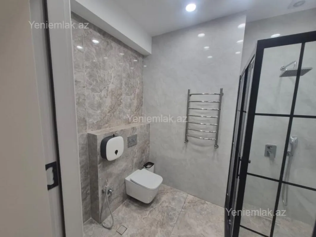 Satılır 2 otaqlı yeni tikili 70 m²