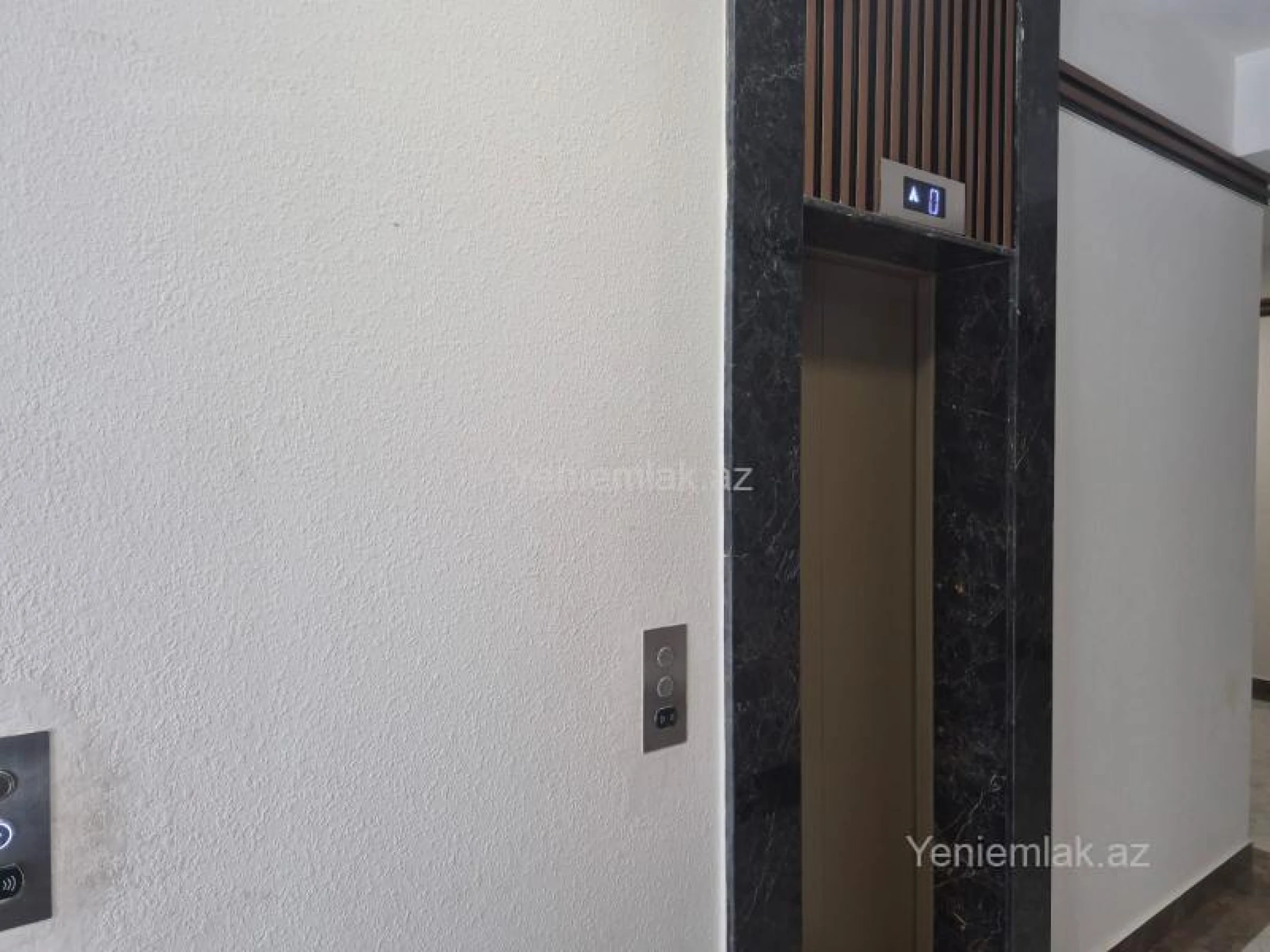 Satılır 2 otaqlı yeni tikili 70 m²