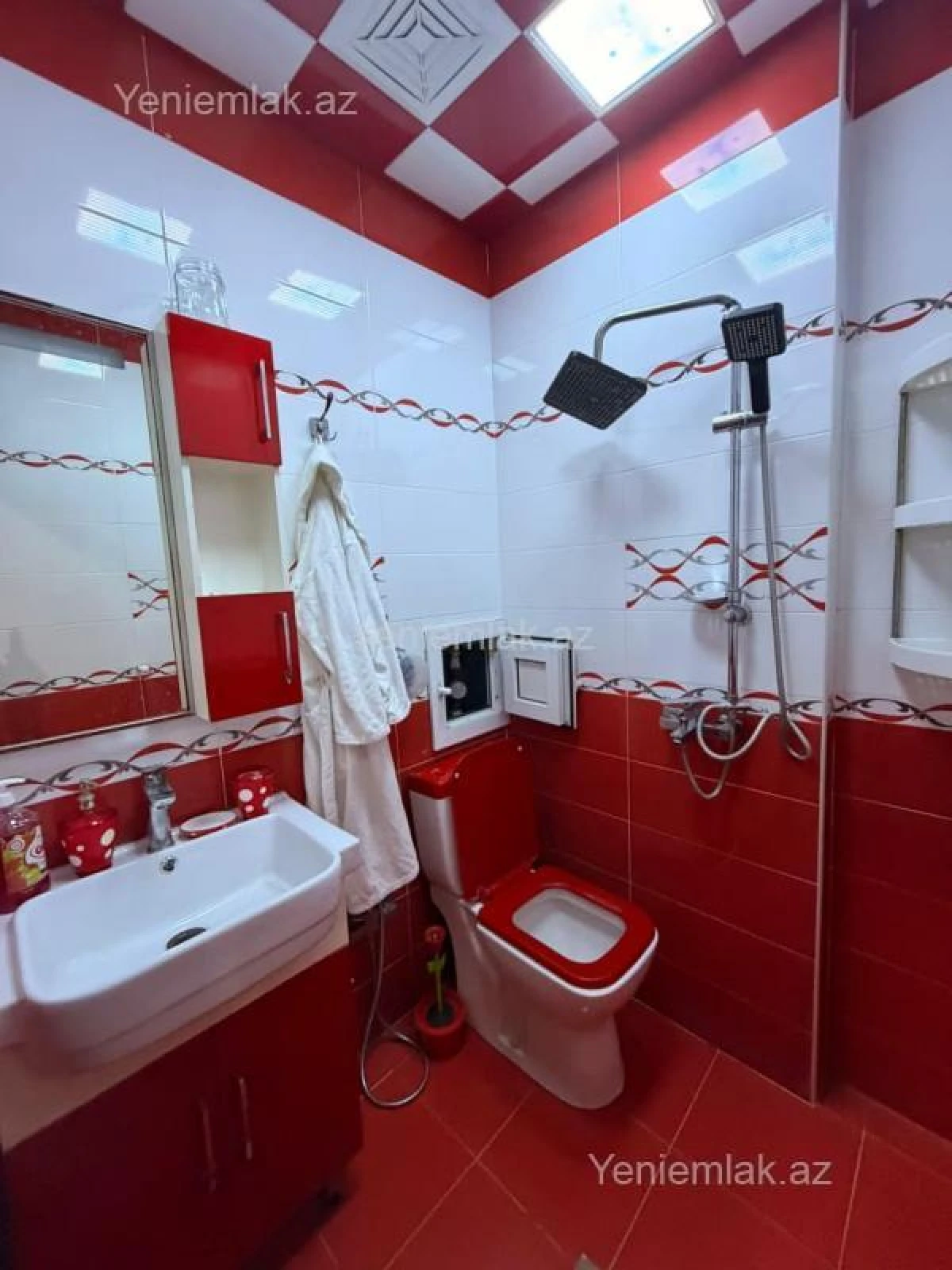 Satılır 2 otaqlı yeni tikili 60 m²