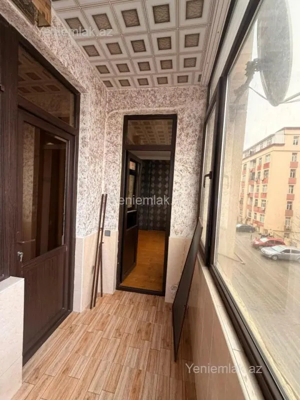 Satılır 2 otaqlı yeni tikili 60 m²