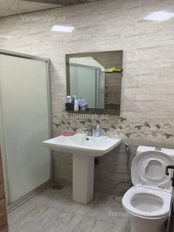 Satılır 2 otaqlı yeni tikili 63 m²