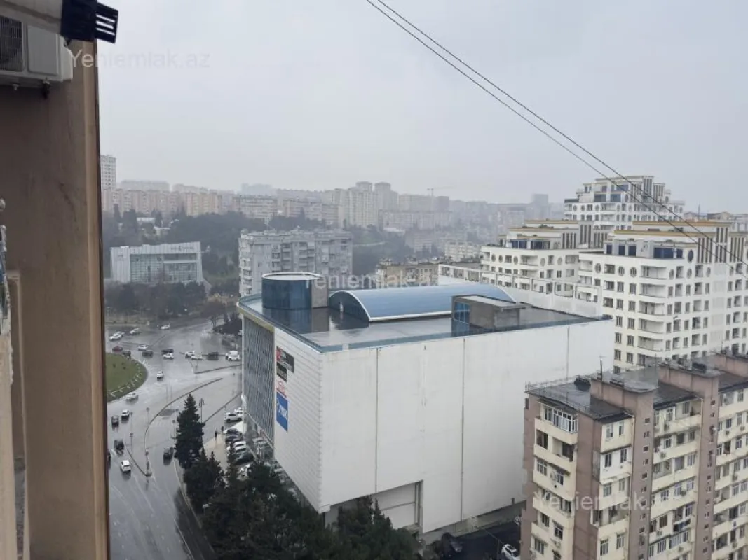 Satılır 2 otaqlı yeni tikili 63 m²