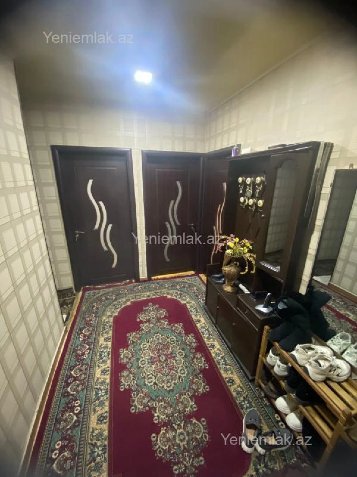 Satılır 5 otaqlı köhnə tikili 110 m²