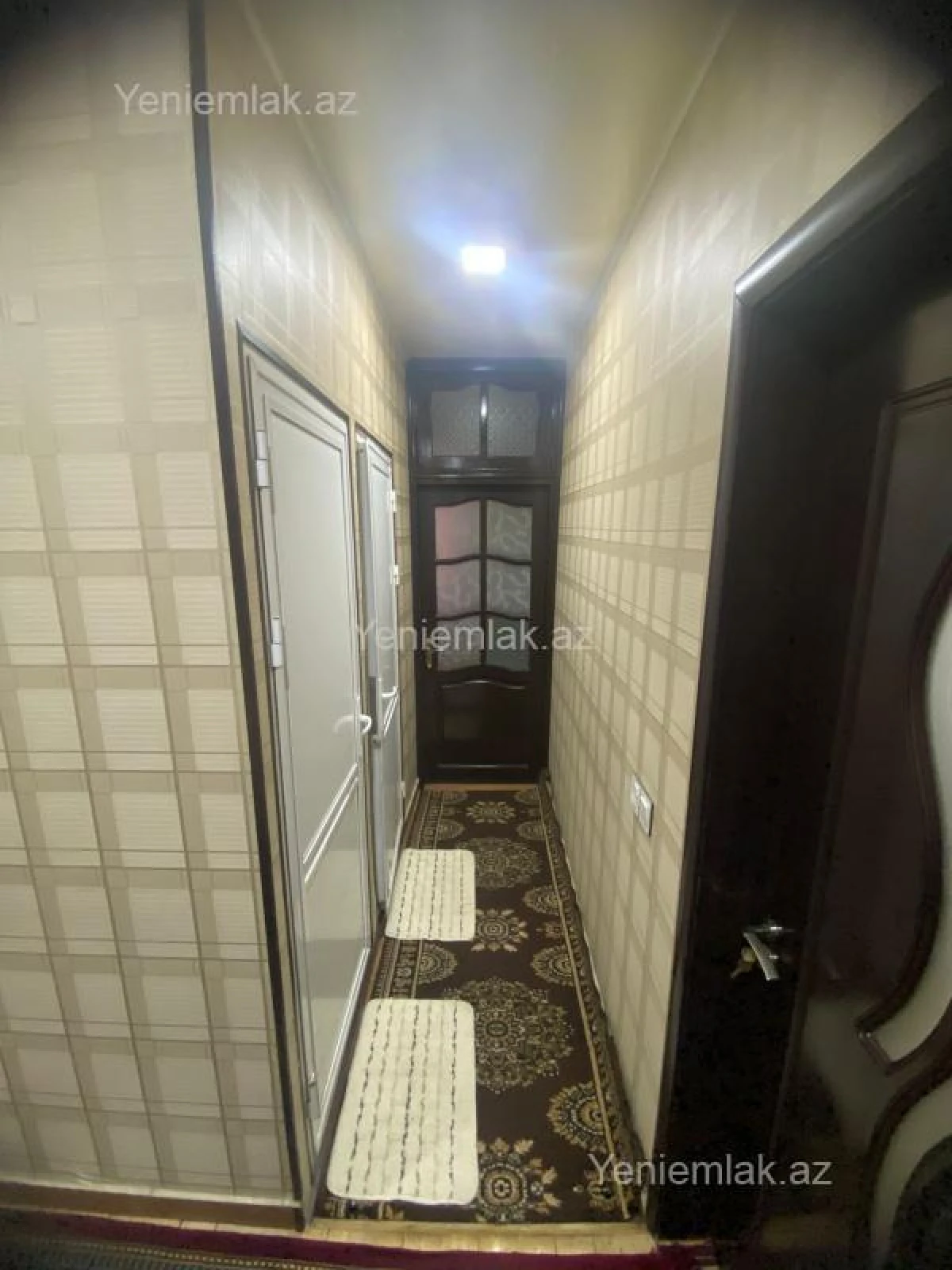 Satılır 5 otaqlı köhnə tikili 110 m²