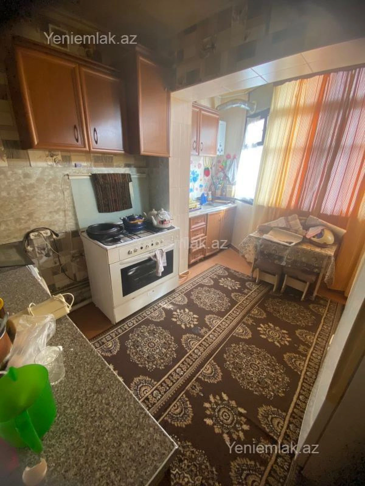 Satılır 5 otaqlı köhnə tikili 110 m²