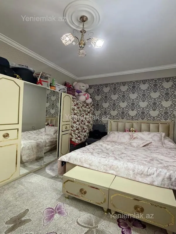 Satılır 3 otaqlı yeni tikili 72 m²