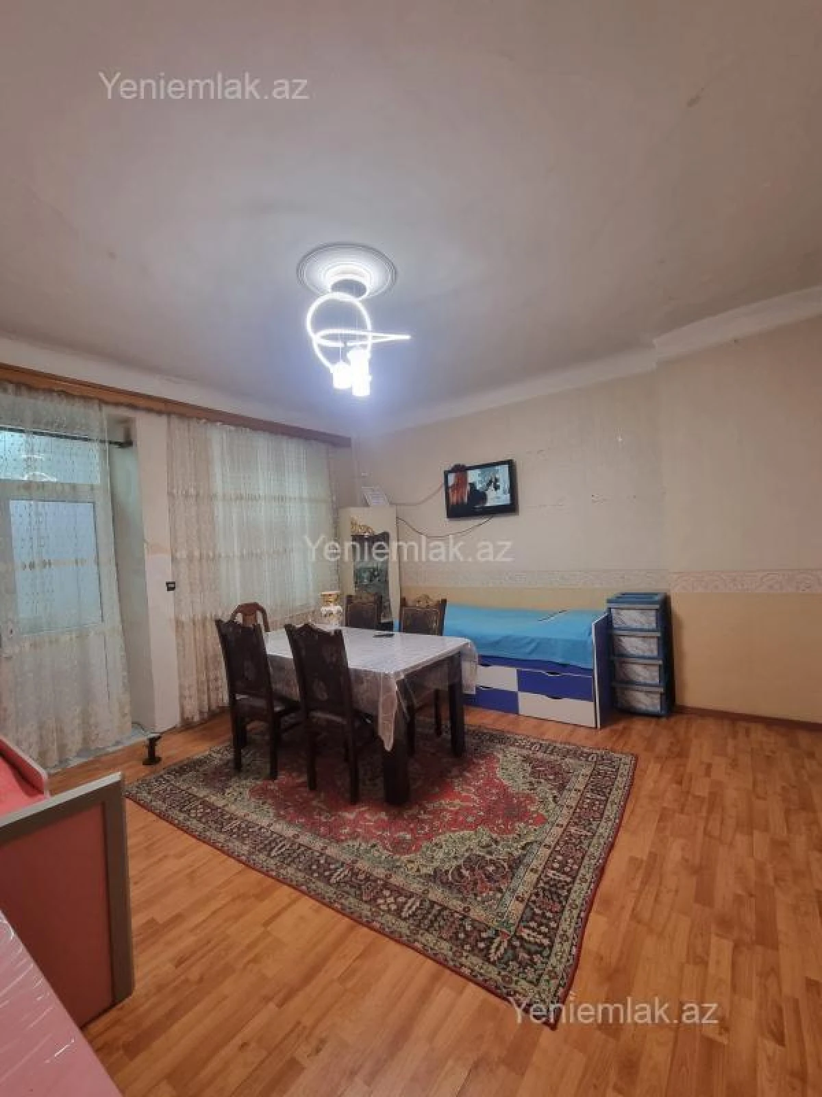 Satılır 3 otaqlı köhnə tikili 72 m²