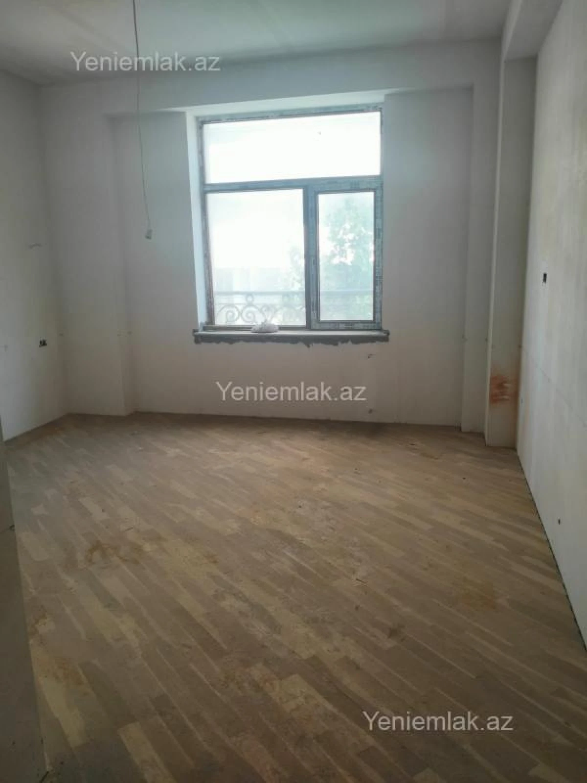 Satılır 2 otaqlı yeni tikili 130 m²