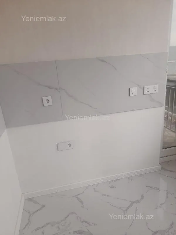 Satılır 3 otaqlı yeni tikili 81 m²