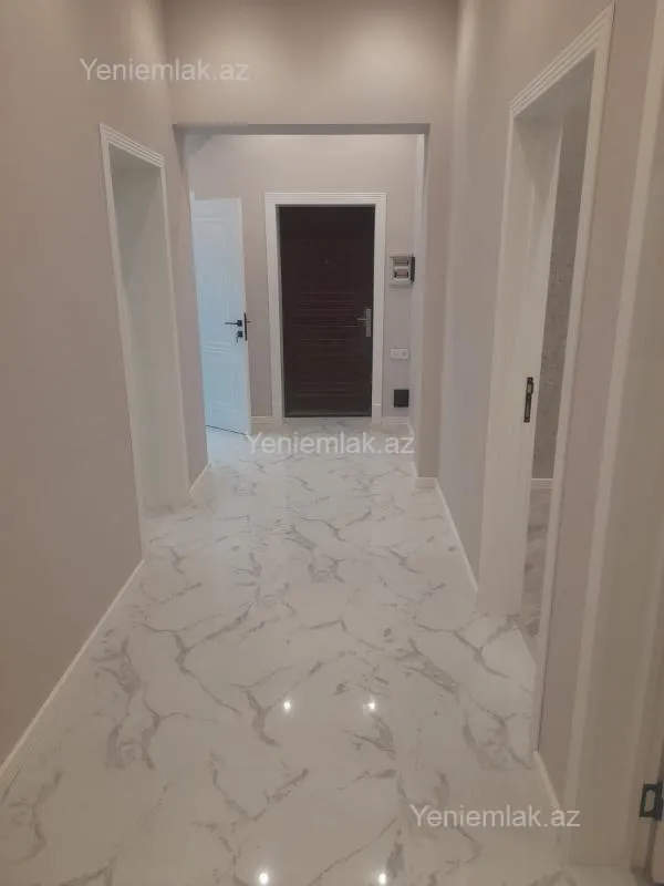 Satılır 3 otaqlı yeni tikili 81 m²