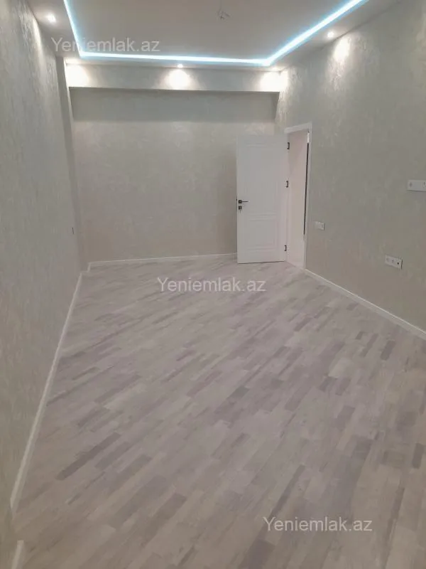 Satılır 3 otaqlı yeni tikili 81 m²