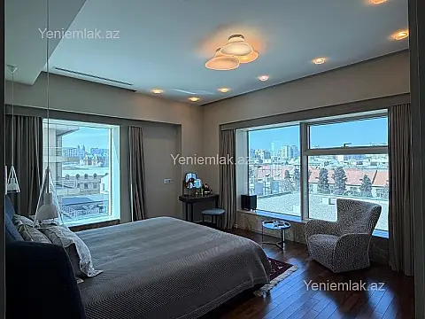Satılır 2 otaqlı yeni tikili 115 m²