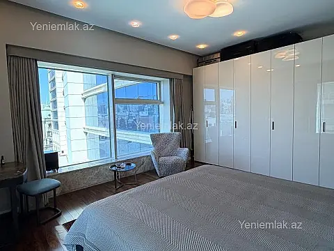 Satılır 2 otaqlı yeni tikili 115 m²