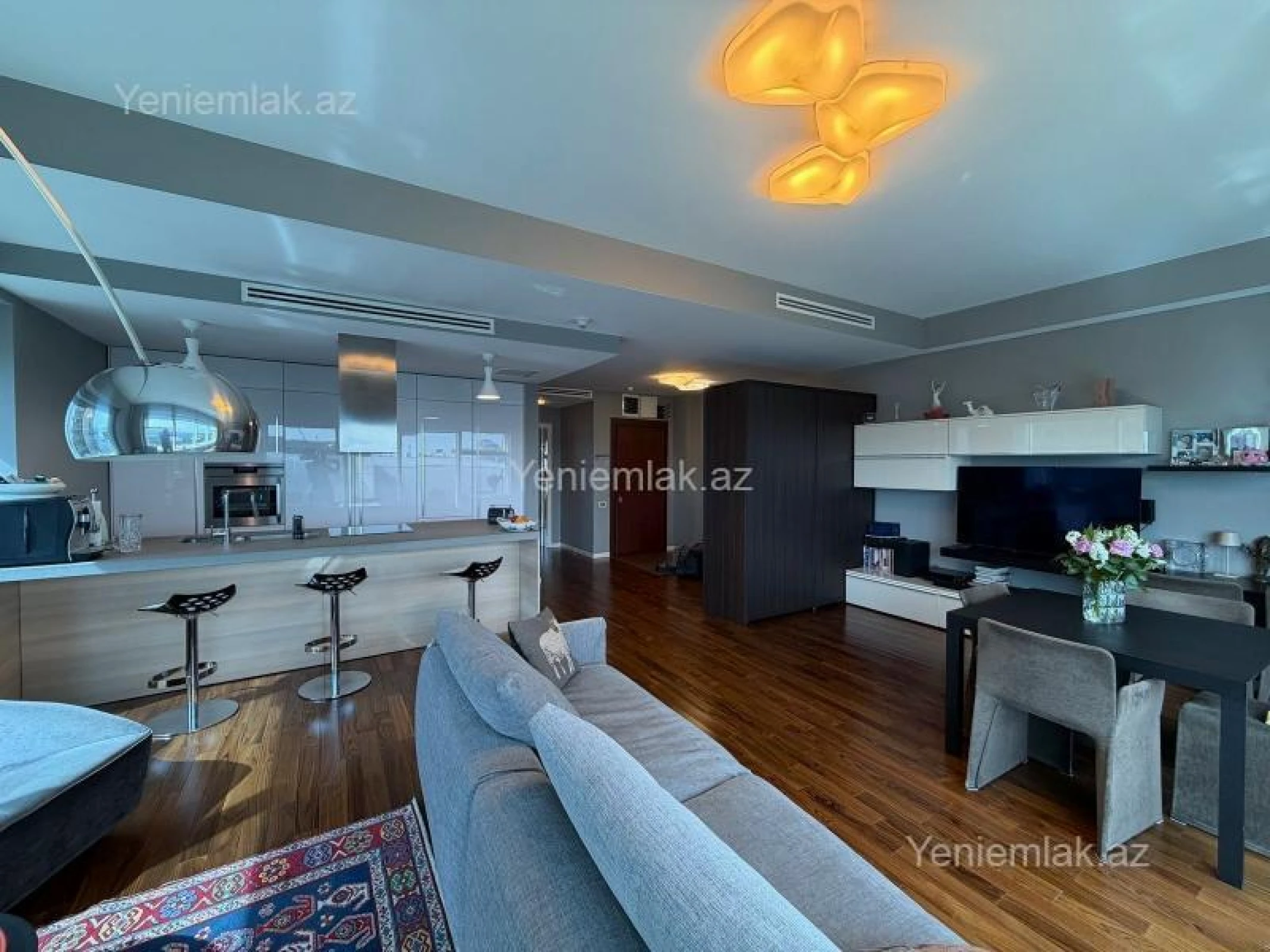 Satılır 2 otaqlı yeni tikili 115 m²