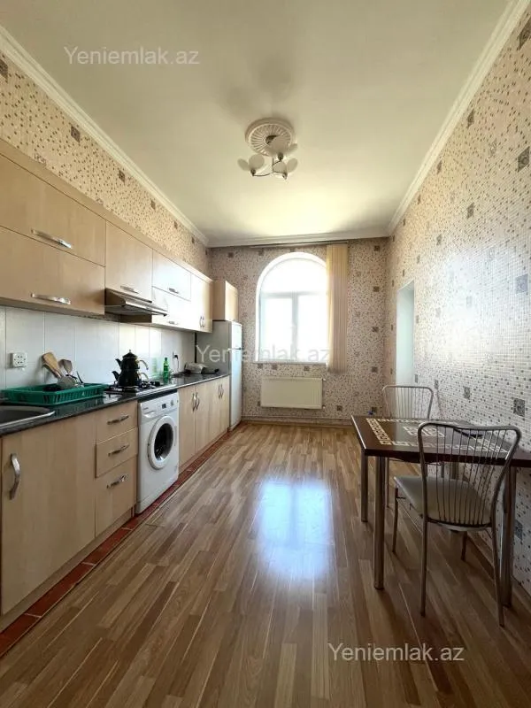 Satılır 2 otaqlı yeni tikili 90 m²