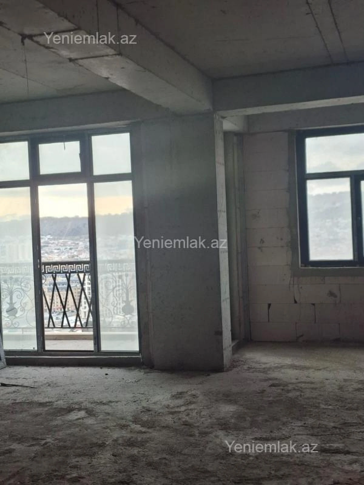 Satılır 2 otaqlı yeni tikili 95 m²