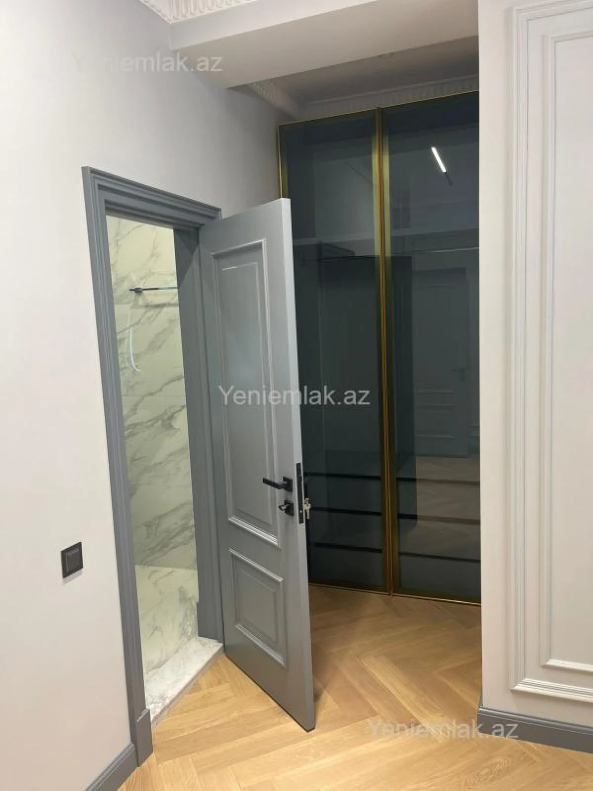 Satılır 2 otaqlı yeni tikili 101 m²