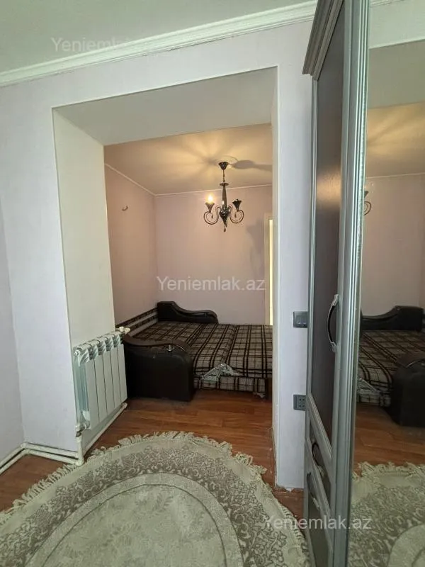 Satılır 2 otaqlı köhnə tikili 42 m²