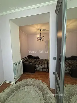 Satılır 2 otaqlı köhnə tikili 42 m²