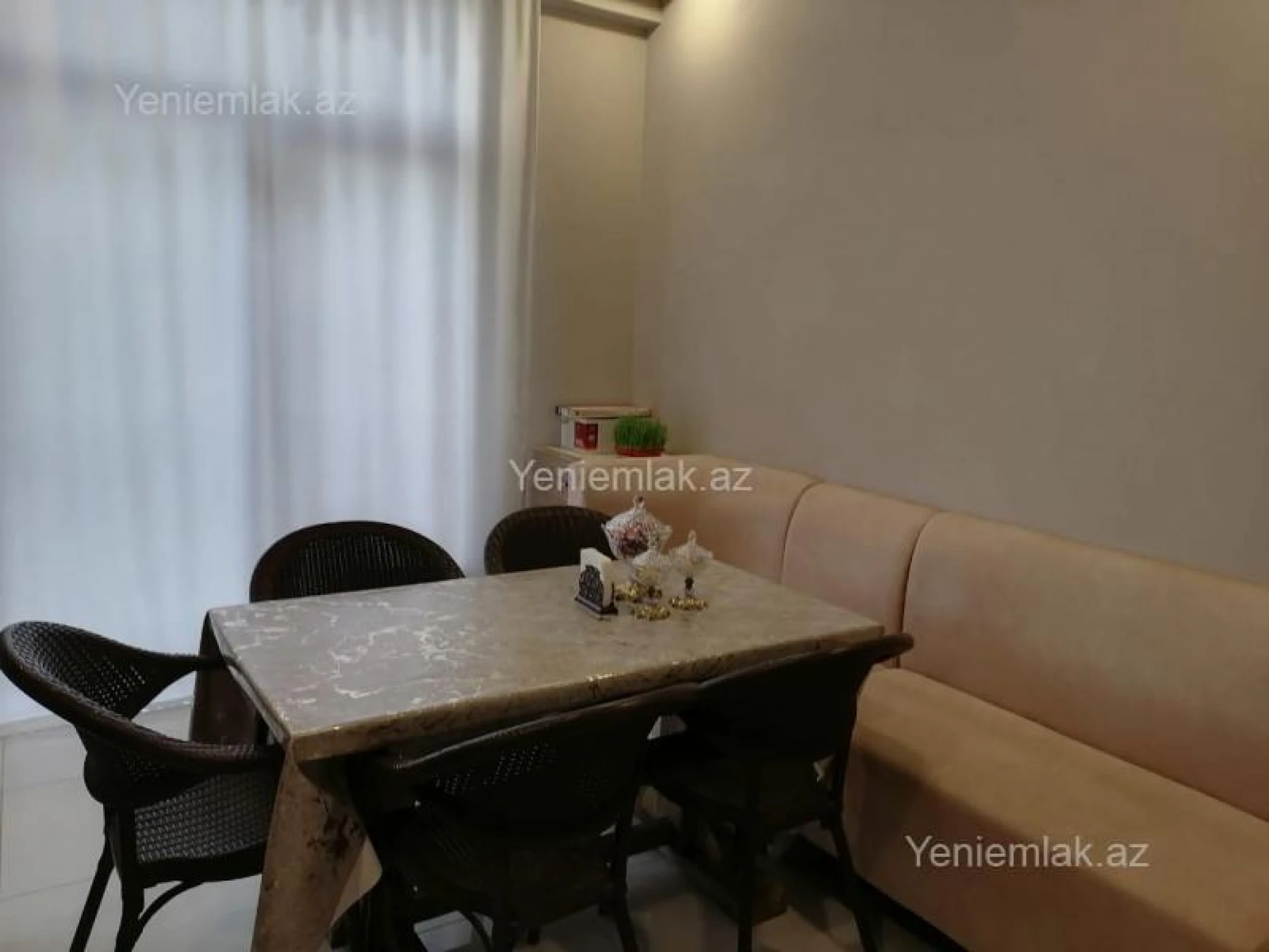 Satılır 2 otaqlı yeni tikili 82 m²
