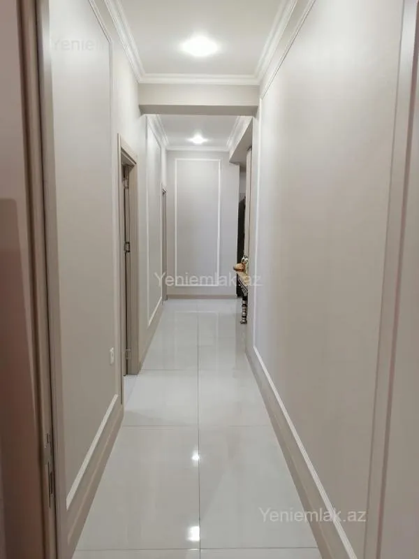 Satılır 2 otaqlı yeni tikili 82 m²