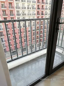 Satılır 2 otaqlı yeni tikili 82 m²