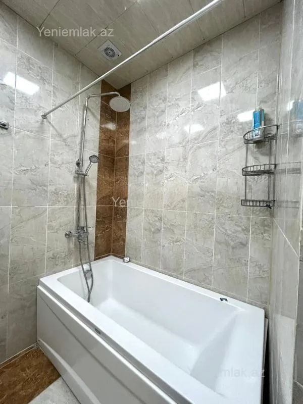 Satılır 3 otaqlı yeni tikili 85 m²