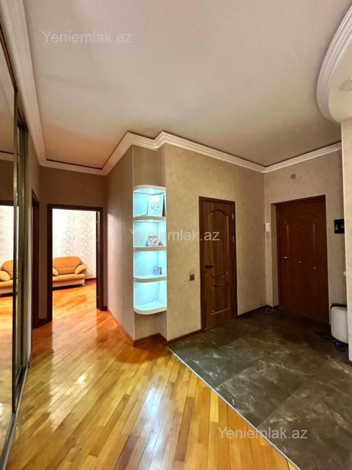 Satılır 3 otaqlı yeni tikili 85 m²