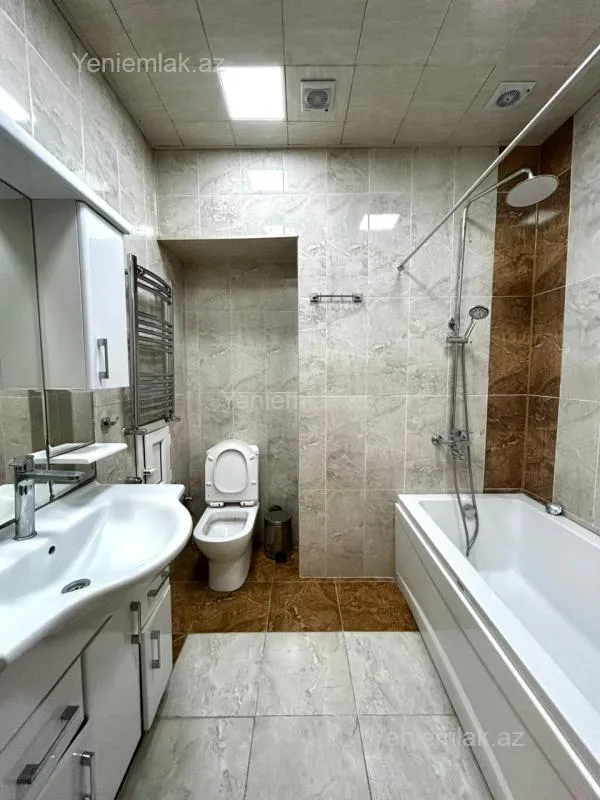 Satılır 3 otaqlı yeni tikili 85 m²