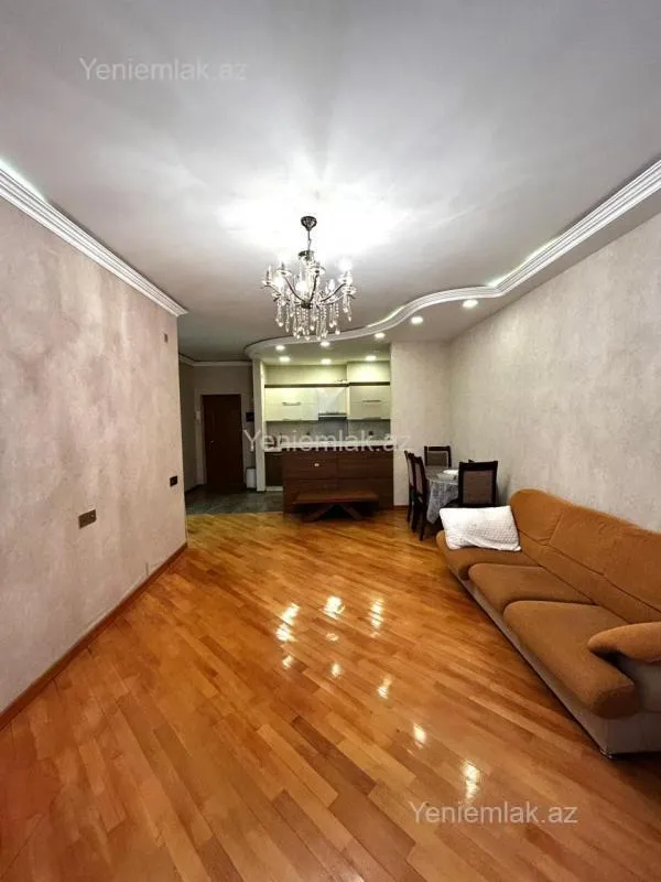 Satılır 3 otaqlı yeni tikili 85 m²