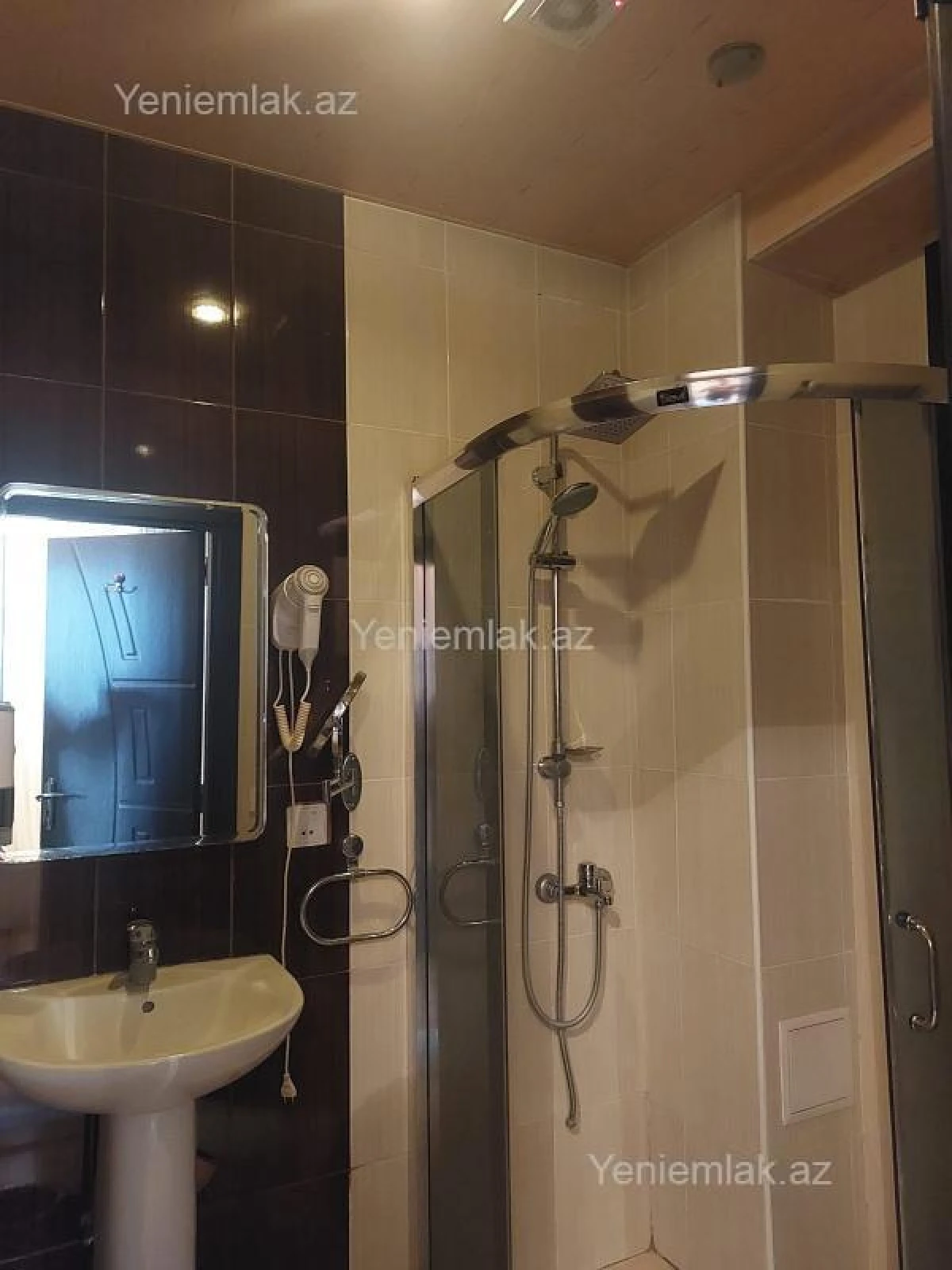 Satılır 16 otaqlı obyekt 650 m²