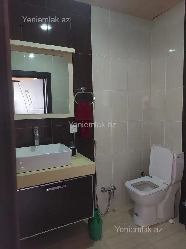 Satılır 16 otaqlı obyekt 650 m²