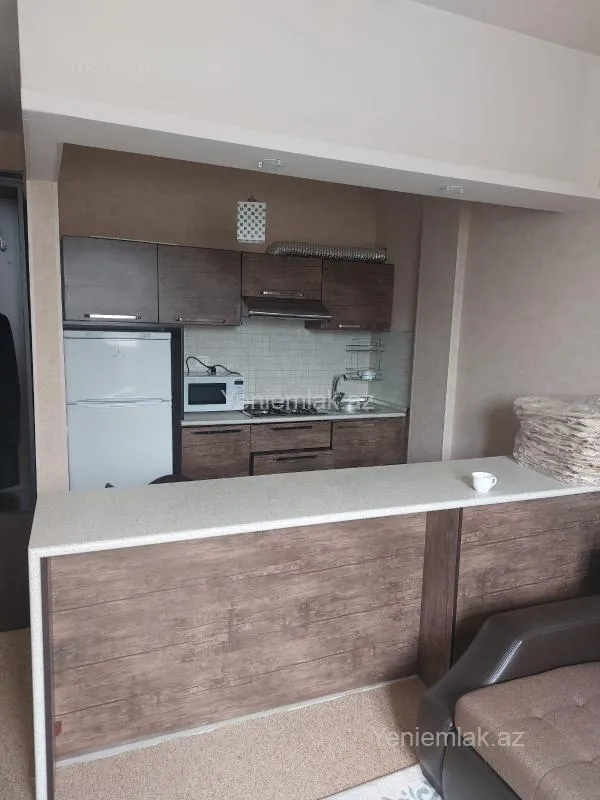 Satılır 16 otaqlı obyekt 650 m²