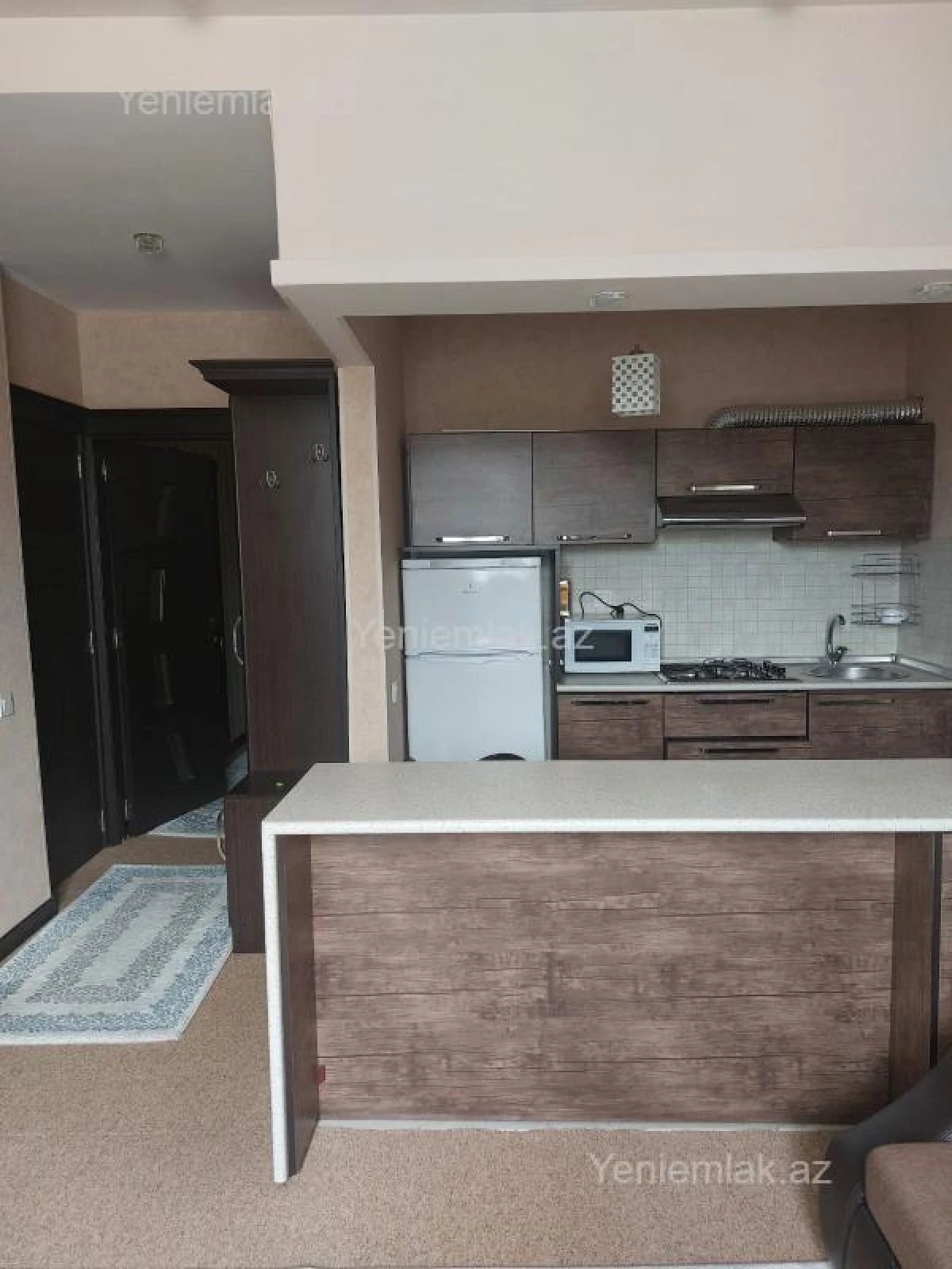 Satılır 16 otaqlı obyekt 650 m²