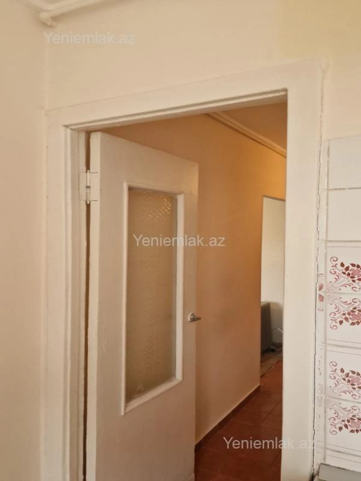 Satılır 1 otaqlı köhnə tikili 45 m²